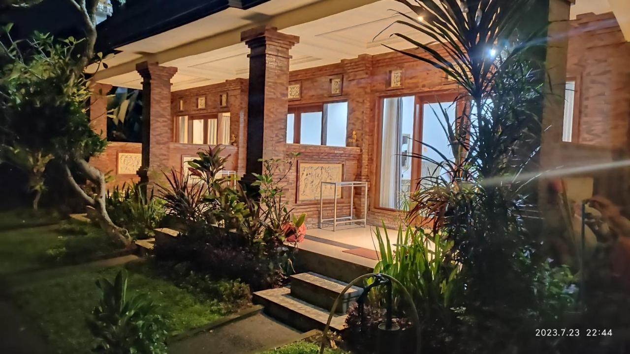 Yoga Homestay Ubud Exterior photo